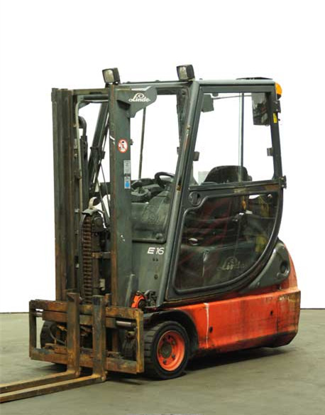 林德E16C-02電動平衡重叉車