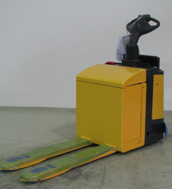 永恒力ERE120電動(dòng)托盤搬運(yùn)車
